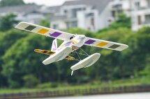 FMS Super EZ V4 RTF mit Sender + Schwimmer - 122 cm - Combo incl. Reflex Gyro System