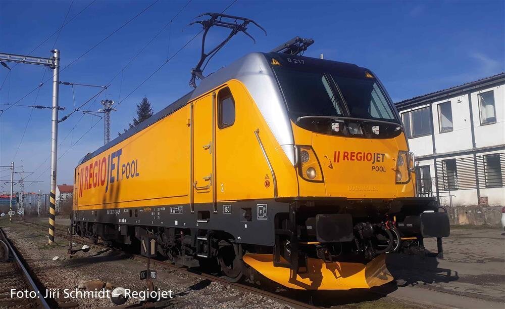 Piko 21657 E-Lok BR 388 Regiojet VI + DSS PluX22
