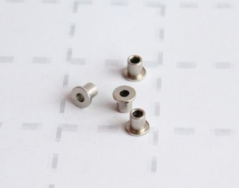 Df-Models 7459 Distanzbuchsen (4) 6 x 5,2 mm für Z06 / BL06