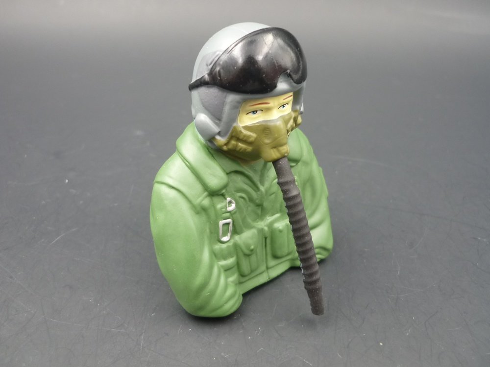 Engel Pilot bust jet 1/7 green