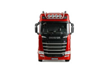 DF-Models SCANIA 770 S V8 LKW 1:18 Scale - ROT RTR