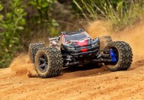 Traxxas Rustler 4x4 rot brushless 2S 1/10 Stadium-Truck RTR Bundle
